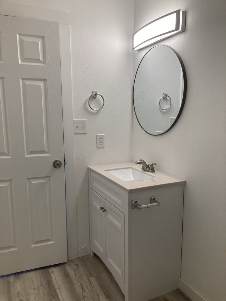 1 Muldoon Cir #1 - Photo 5 of 6
