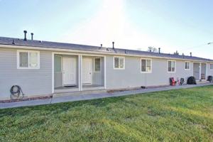featured image of 525 N Moffatt Ave #2