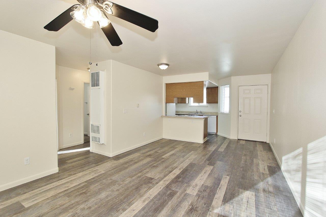 525 N Moffatt Ave #2 - Photo 3 of 19
