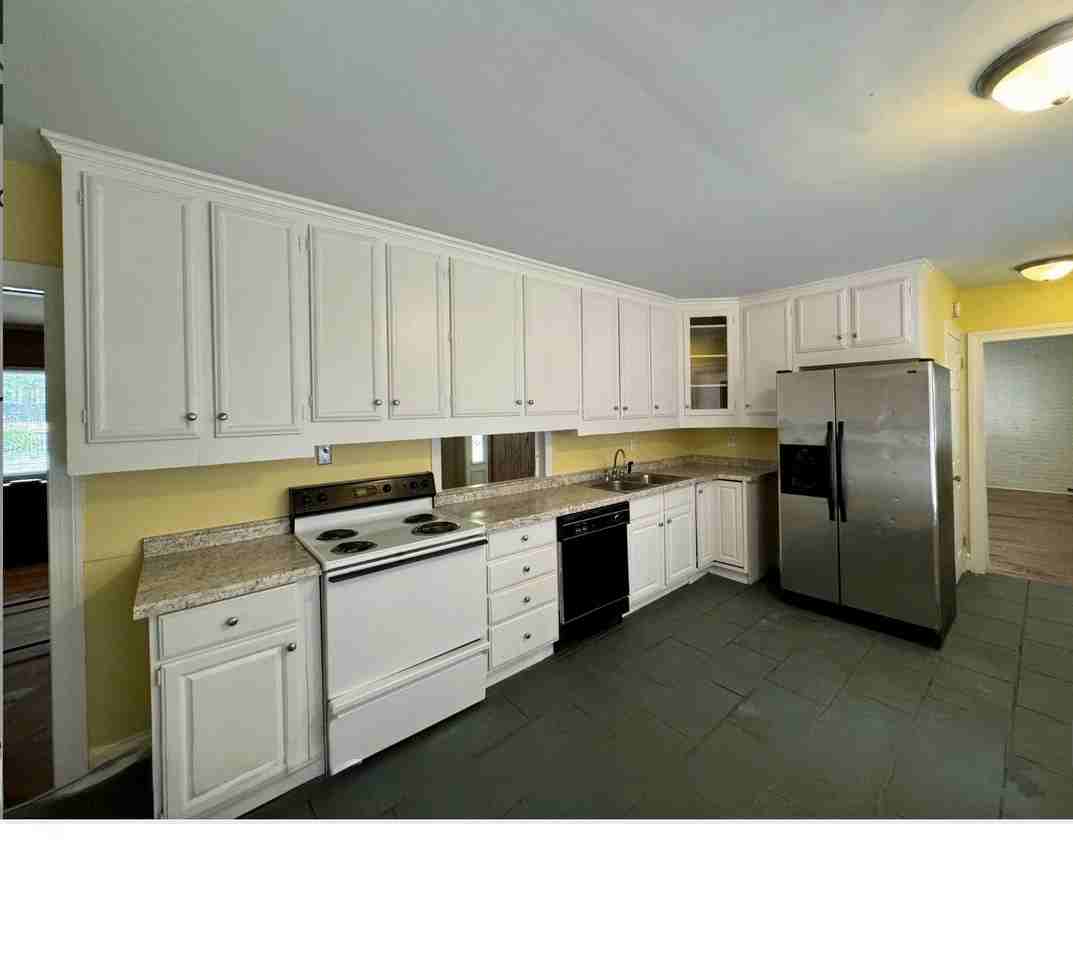 508 Loblolly Ln - Photo 6 of 20