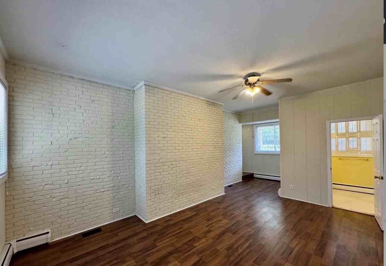 508 Loblolly Ln - Photo 7 of 20
