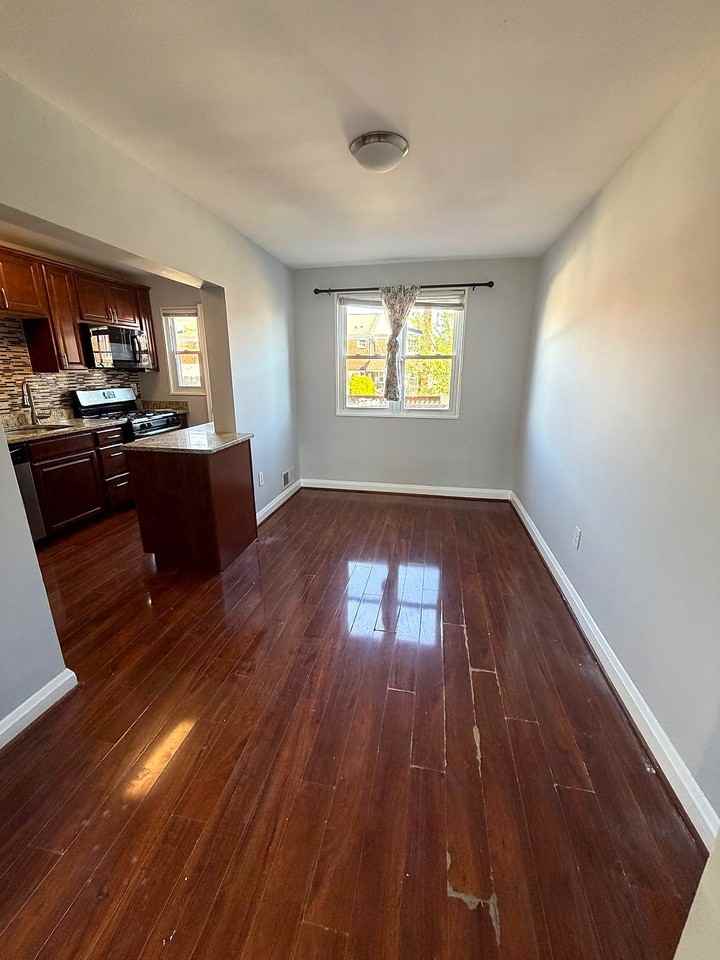 1929 Jasmine Rd - Photo 4 of 14
