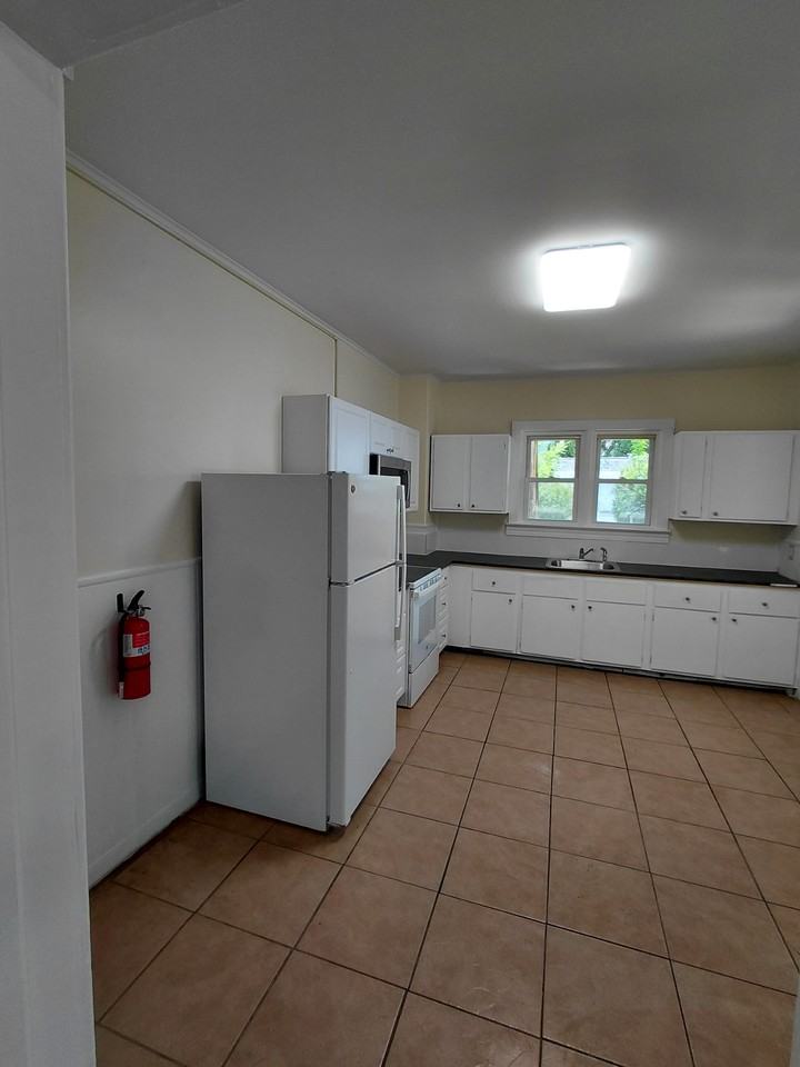 138 Bullman St #144A - Photo 7 of 18