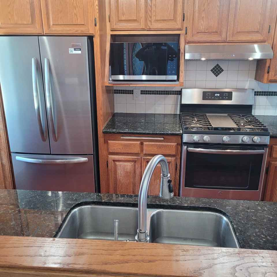 21339 Conradi Ave - Photo 4 of 13