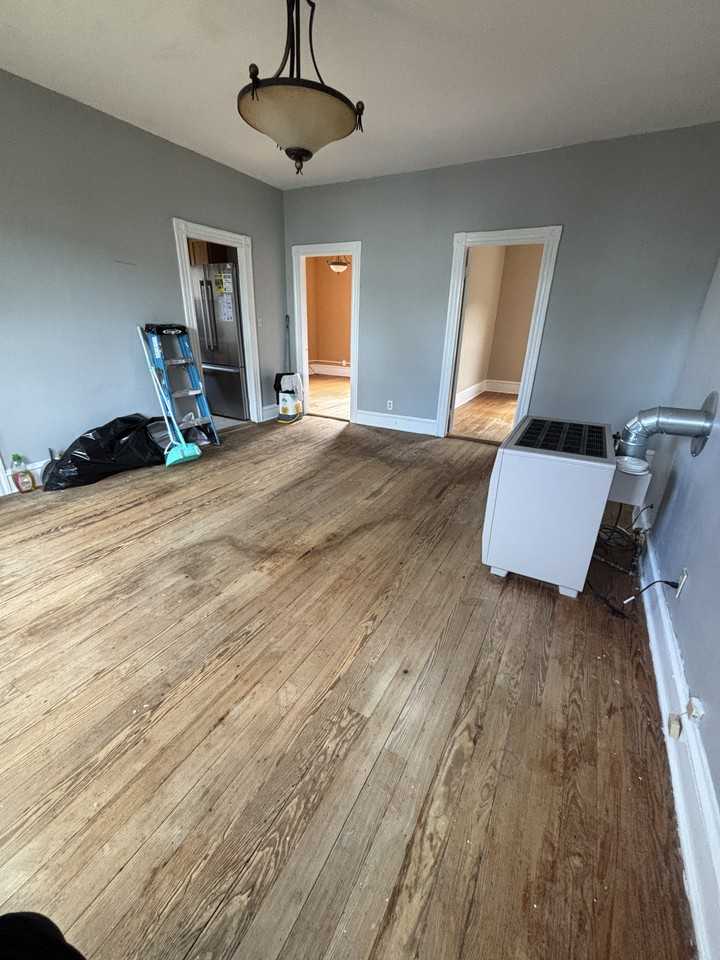 80 Hood St #2 - Photo 5 of 15