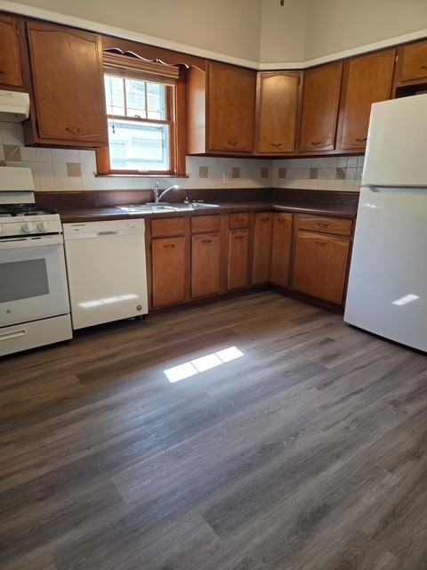 1604 8th Ave - Photo 3 of 12