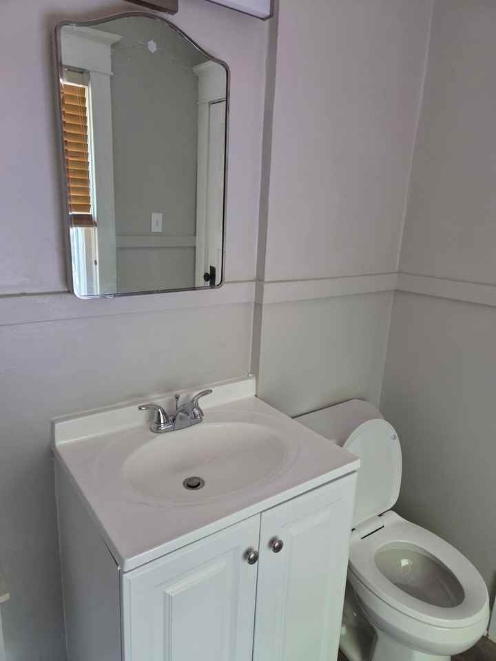 1604 8th Ave - Photo 4 of 12