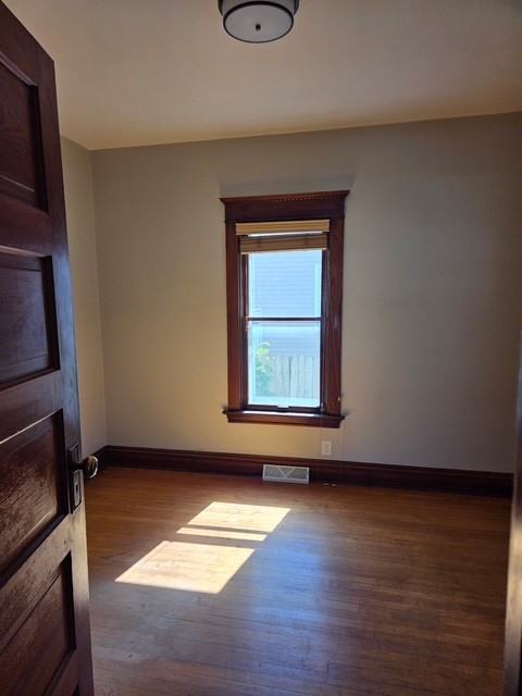 1604 8th Ave - Photo 5 of 12