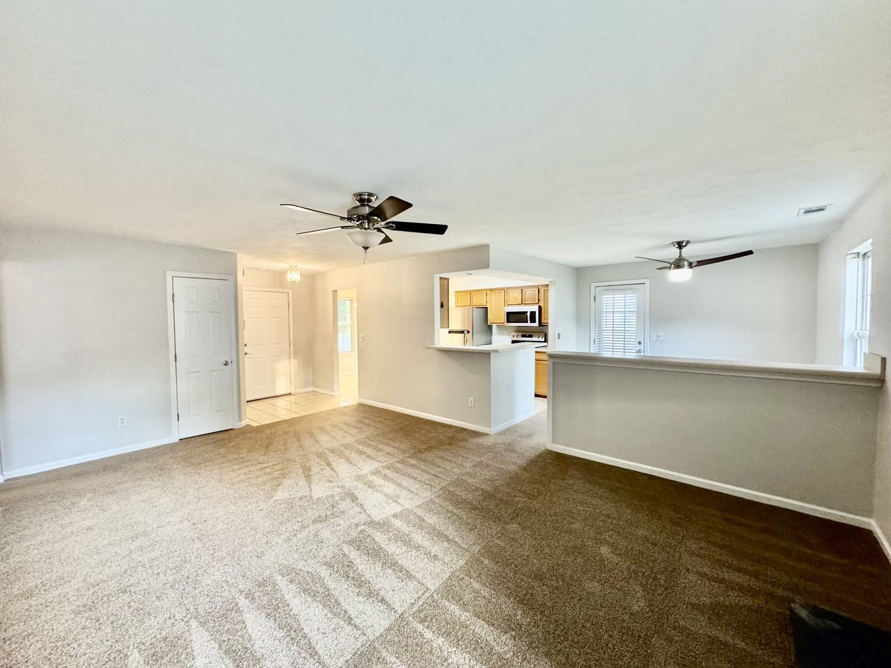 612 Oak Grove Rd - Photo 2 of 22