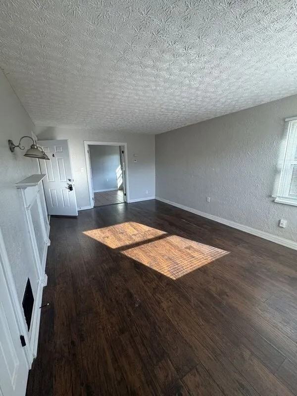321 W Norman Ave #2 - Photo 2 of 7