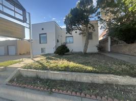 featured image of 1005 W Spruce St #2
