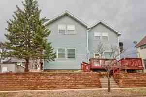 featured image of 818 Main St