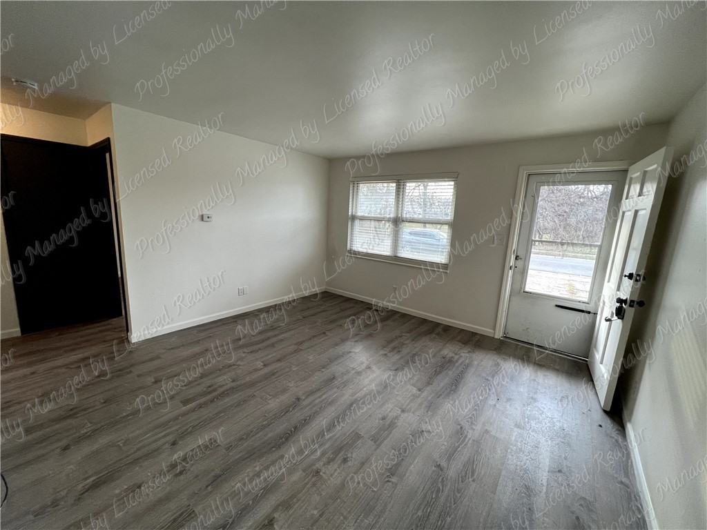 5103 Nebraska Ave - Photo 5 of 15