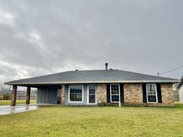 featured image of 2536 Mary Ann Dr