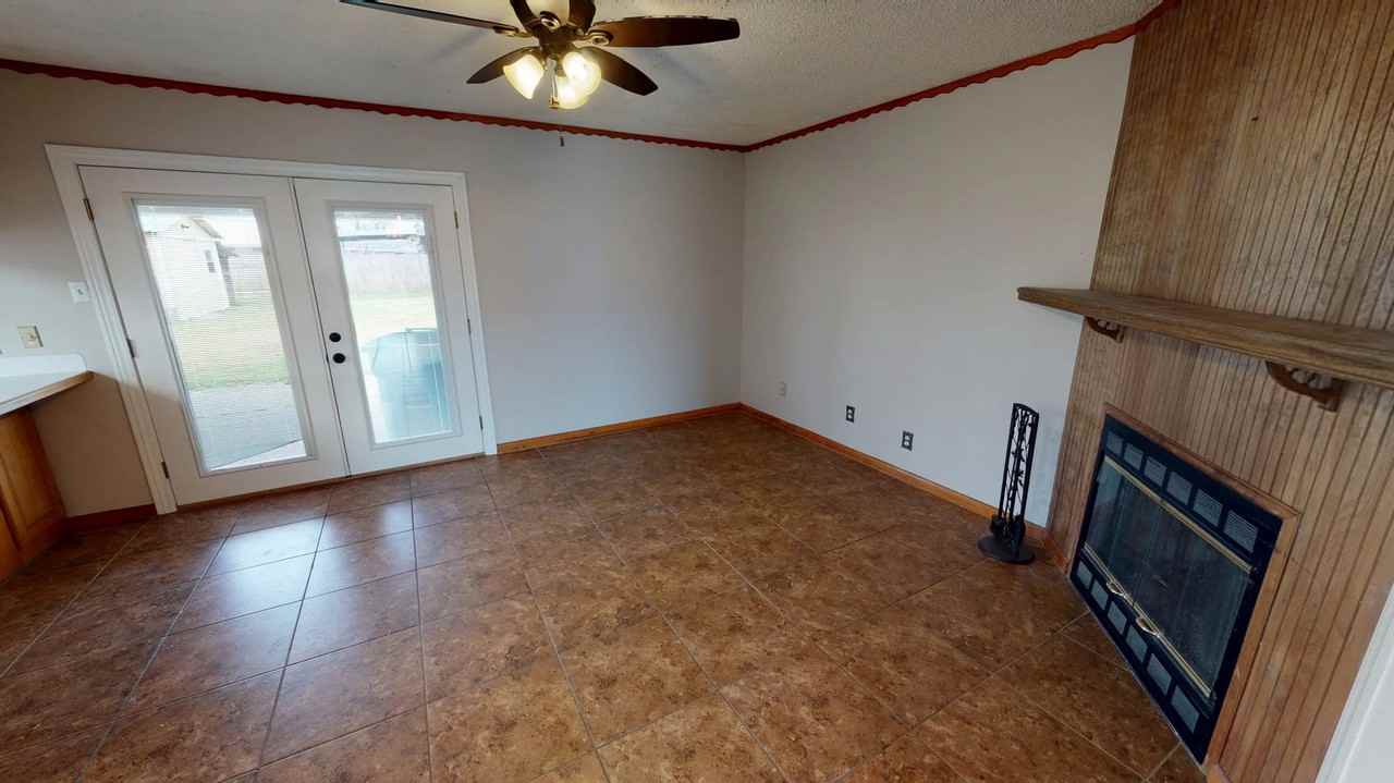 2536 Mary Ann Dr - Photo 6 of 17
