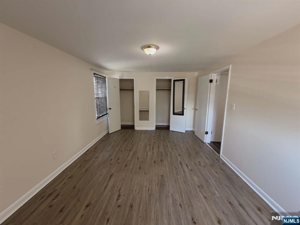 355 Devon St - Photo 6 of 13