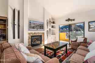 137 Benchmark Rd - Photo 1 of 1