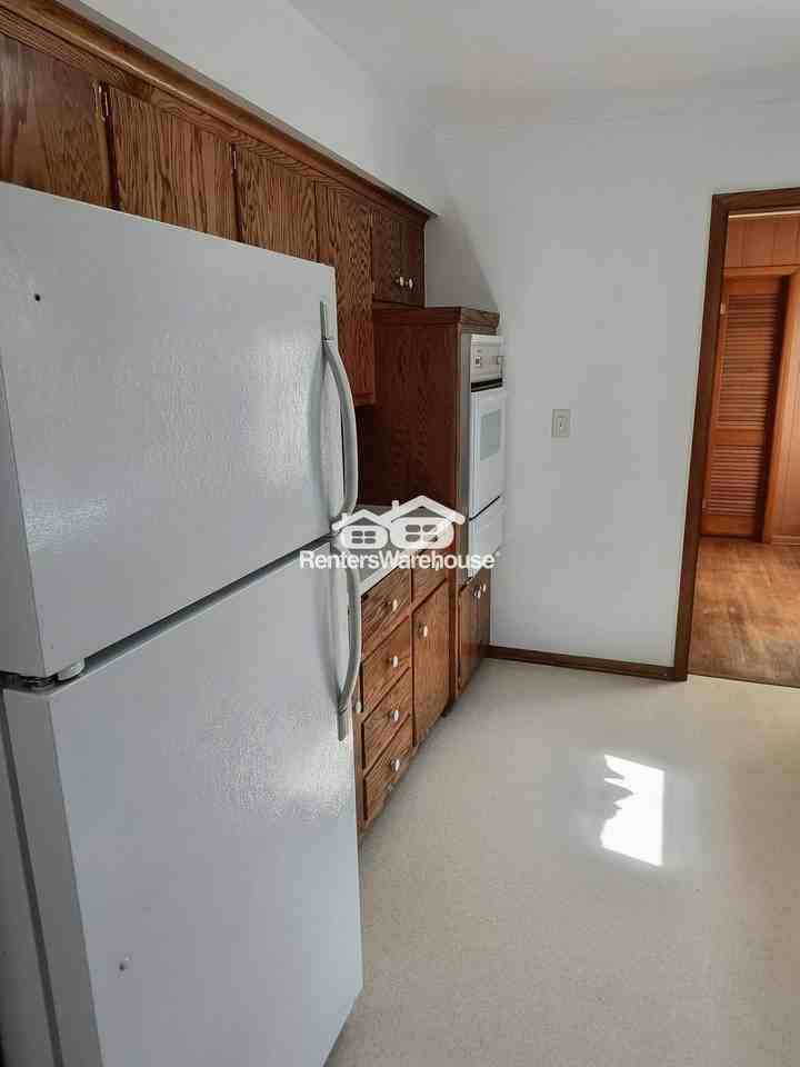 6233 3rd Ave S - Photo 7 of 45