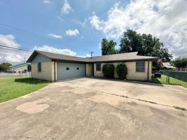 featured image of 1300 Gowen Dr