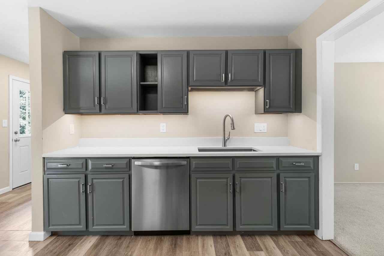 3295 Emerson Ave - Photo 7 of 19