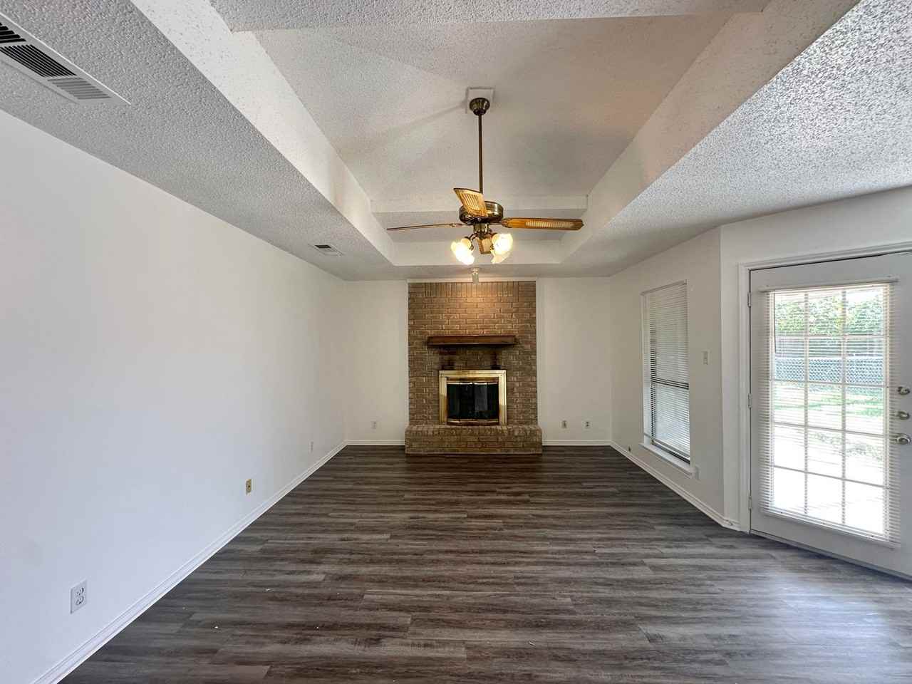 2703 Sidewinder Dr - Photo 3 of 26