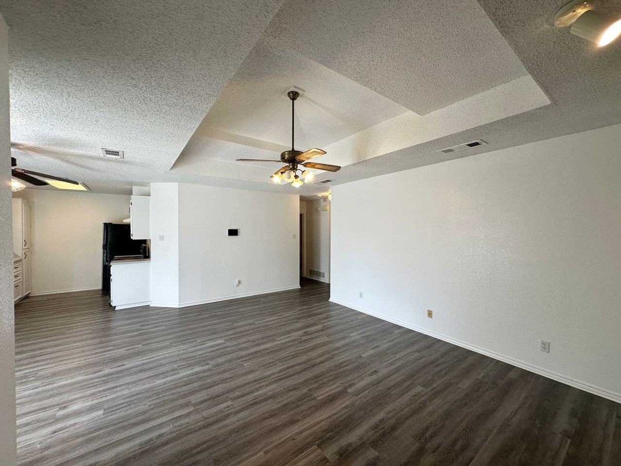 2703 Sidewinder Dr - Photo 5 of 26
