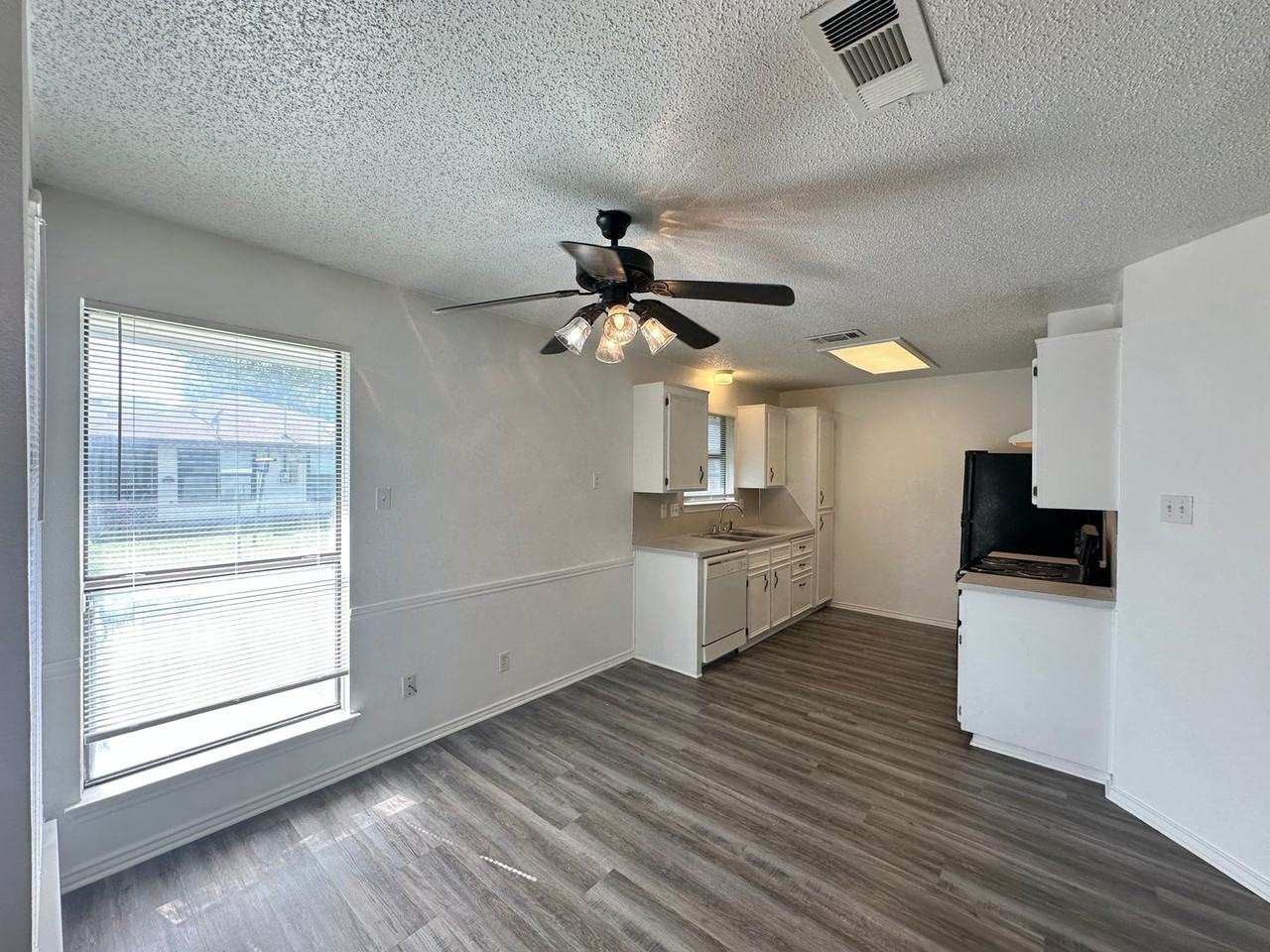 2703 Sidewinder Dr - Photo 6 of 26
