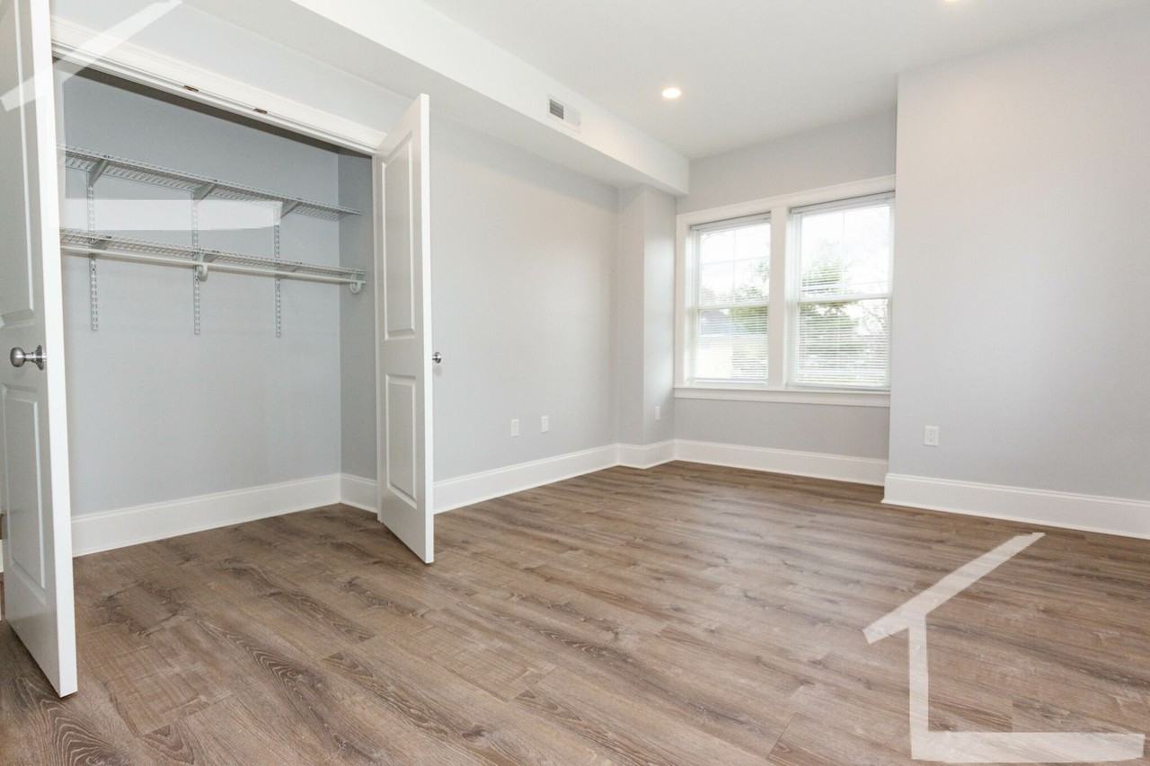 147 Kenrick St - Photo 6 of 10