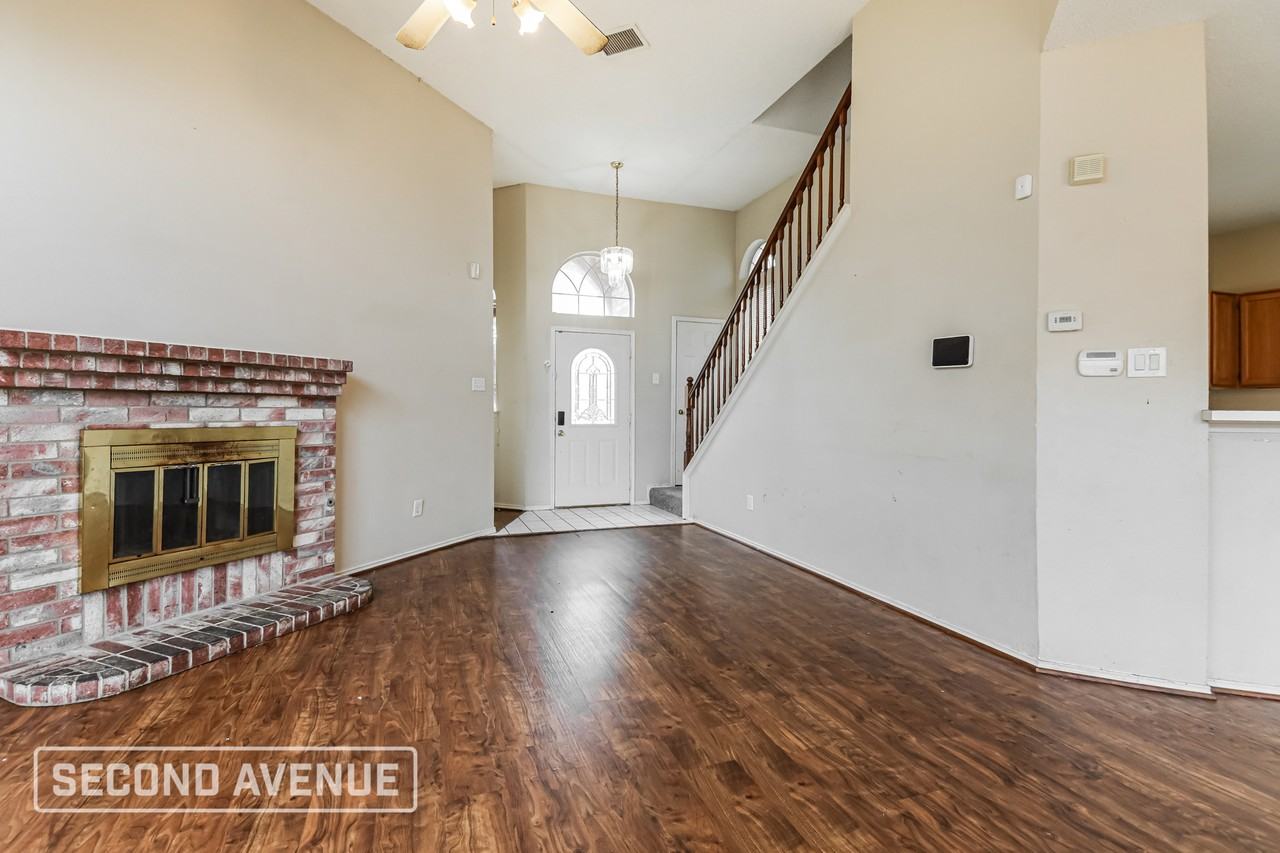 2124 Amber Spgs - Photo 5 of 26
