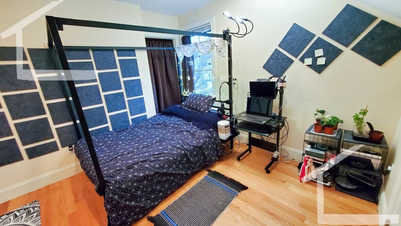 151 Kenrick St - Photo 7 of 10