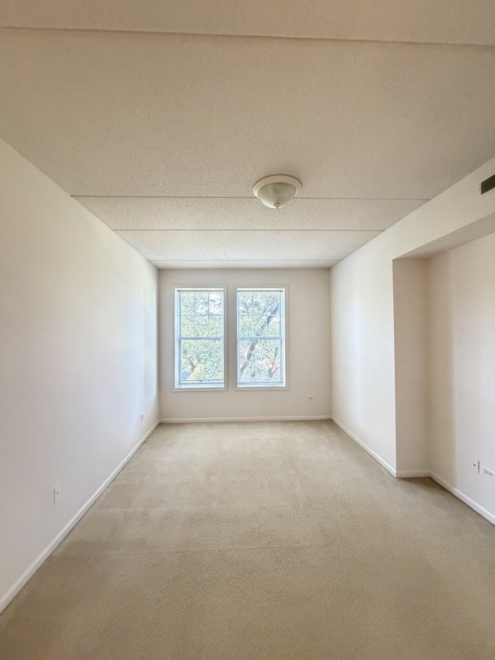 190 Johnson Street #305 - Photo 4 of 9