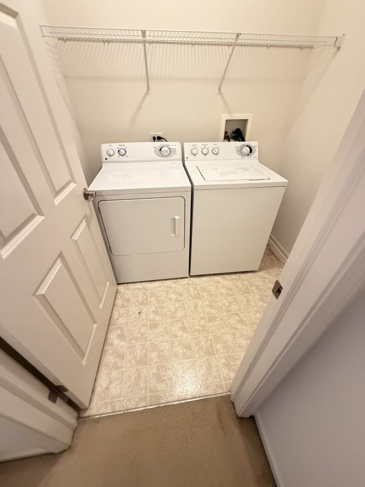 190 Johnson Street #305 - Photo 6 of 9