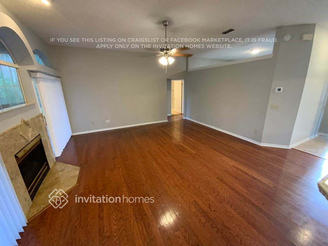 1091 Larkspur Loop - Photo 2 of 12