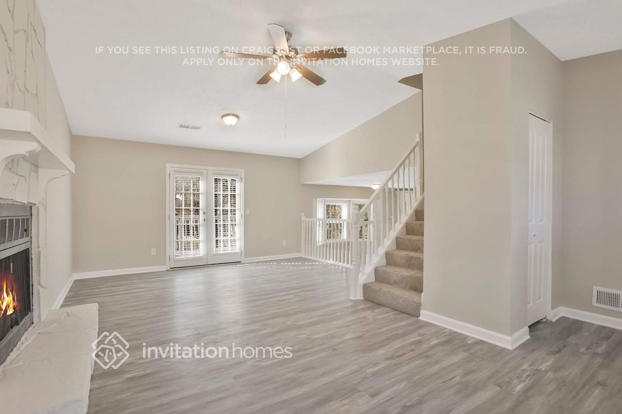 535 Zachary Ct - Photo 2 of 13