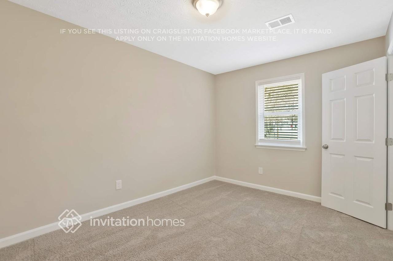 535 Zachary Ct - Photo 6 of 13