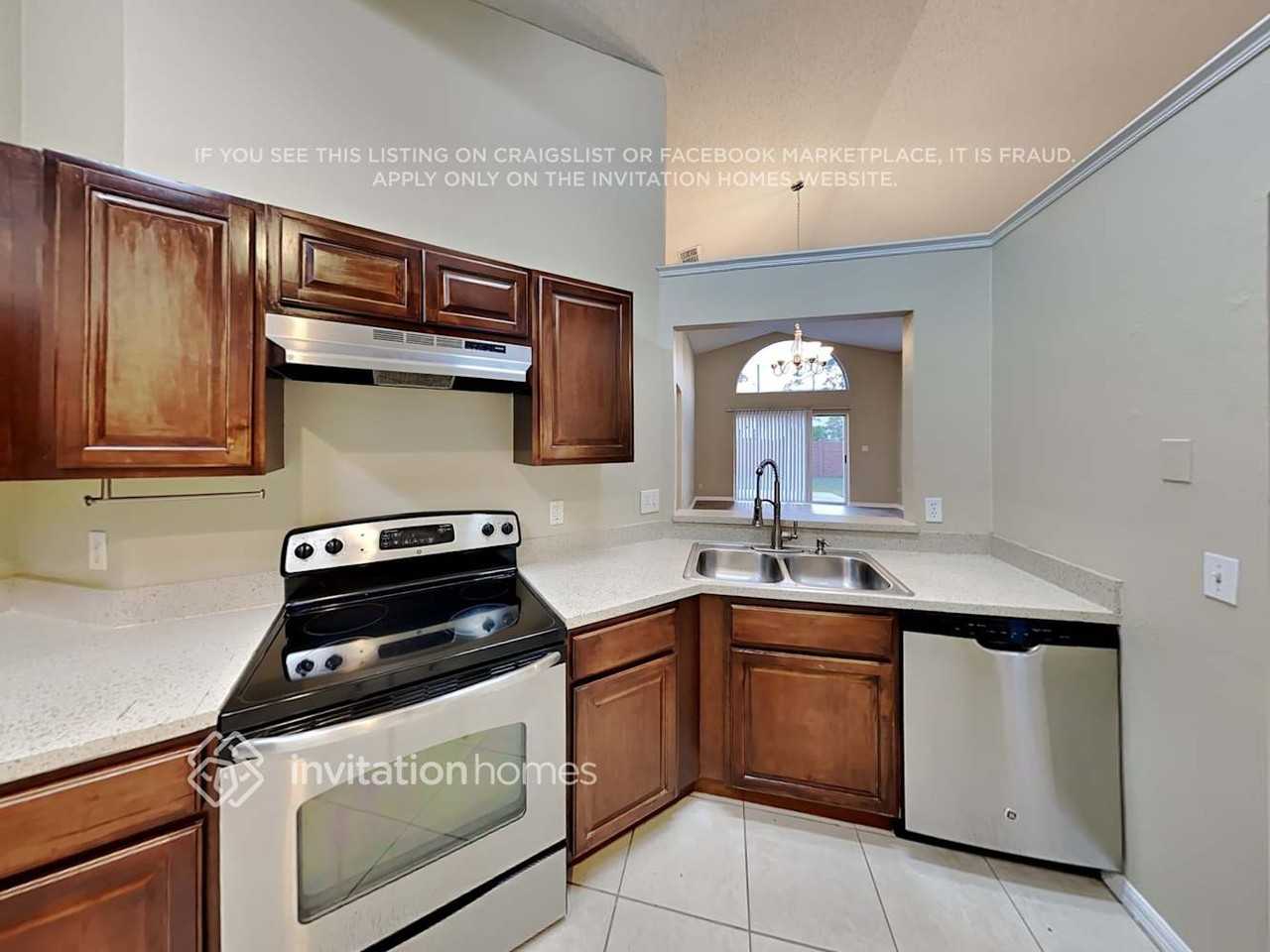 7868 Elmstone Cir - Photo 5 of 18