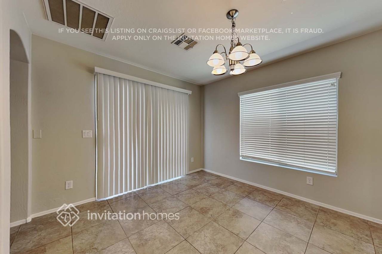 12729 W Dreyfus Dr - Photo 5 of 20