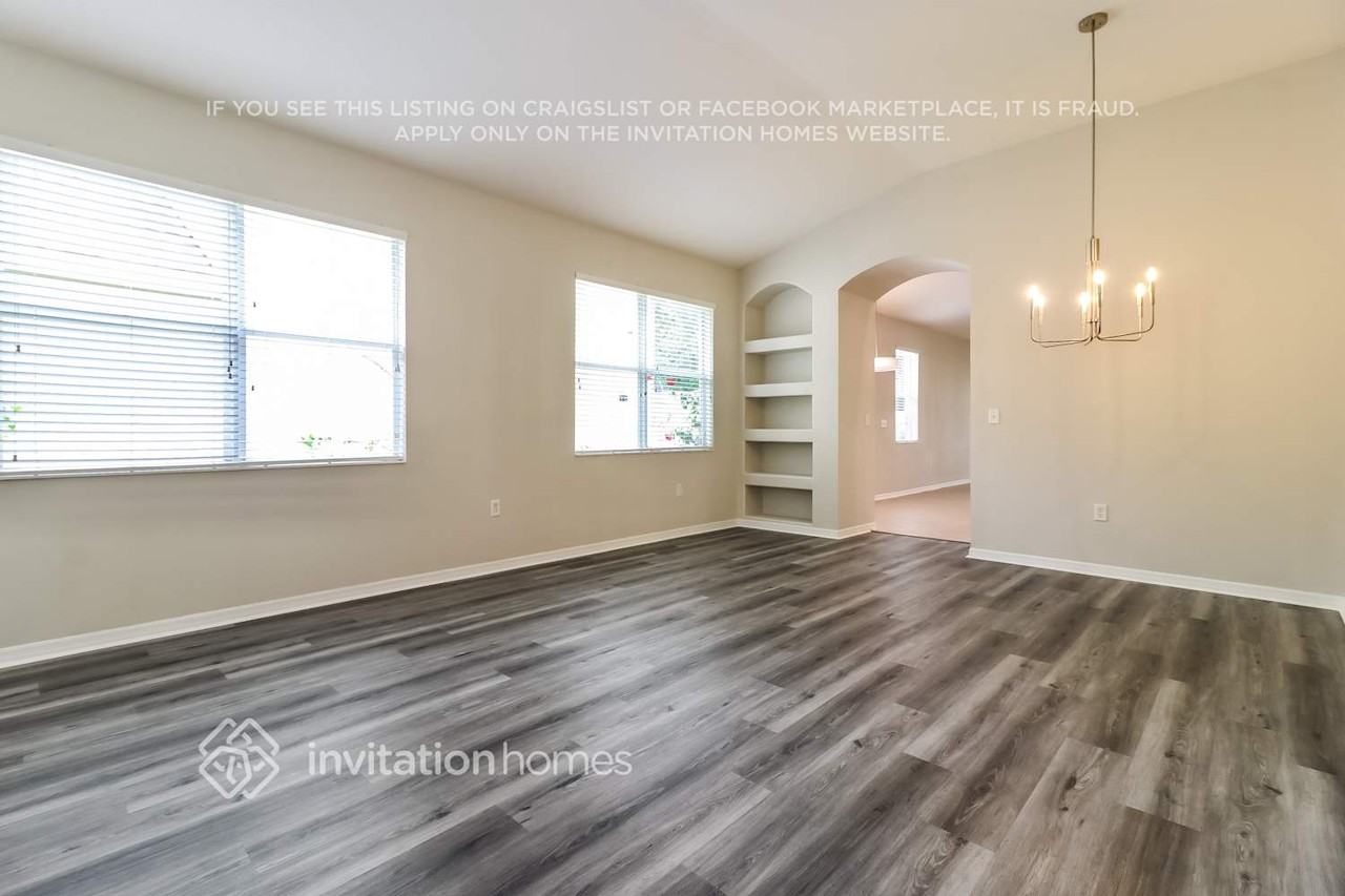 1141 Nashville Dr - Photo 4 of 16