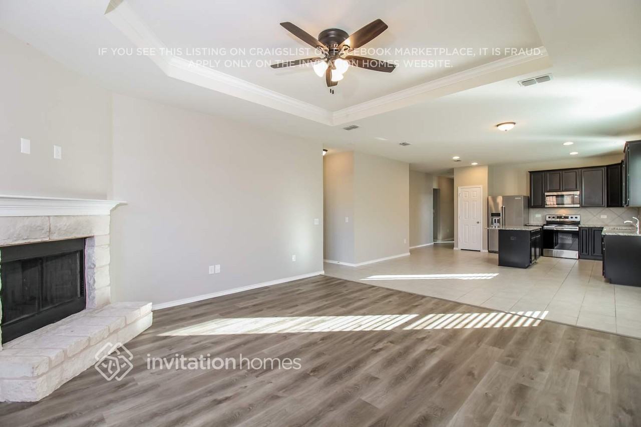 1805 Trace Dr - Photo 4 of 14