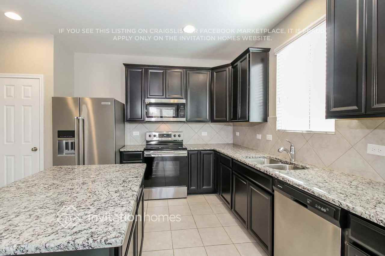 1805 Trace Dr - Photo 5 of 14