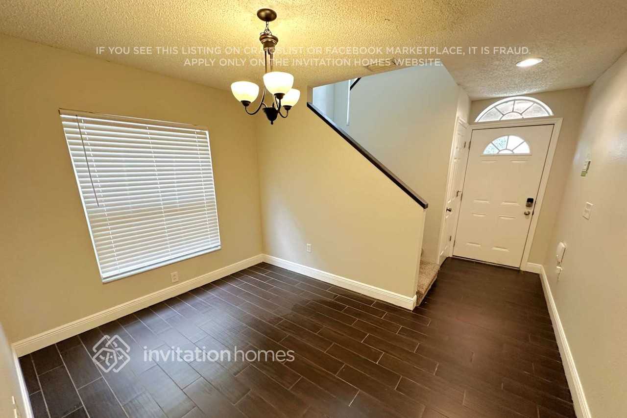 1608 Prowmore Dr - Photo 4 of 14