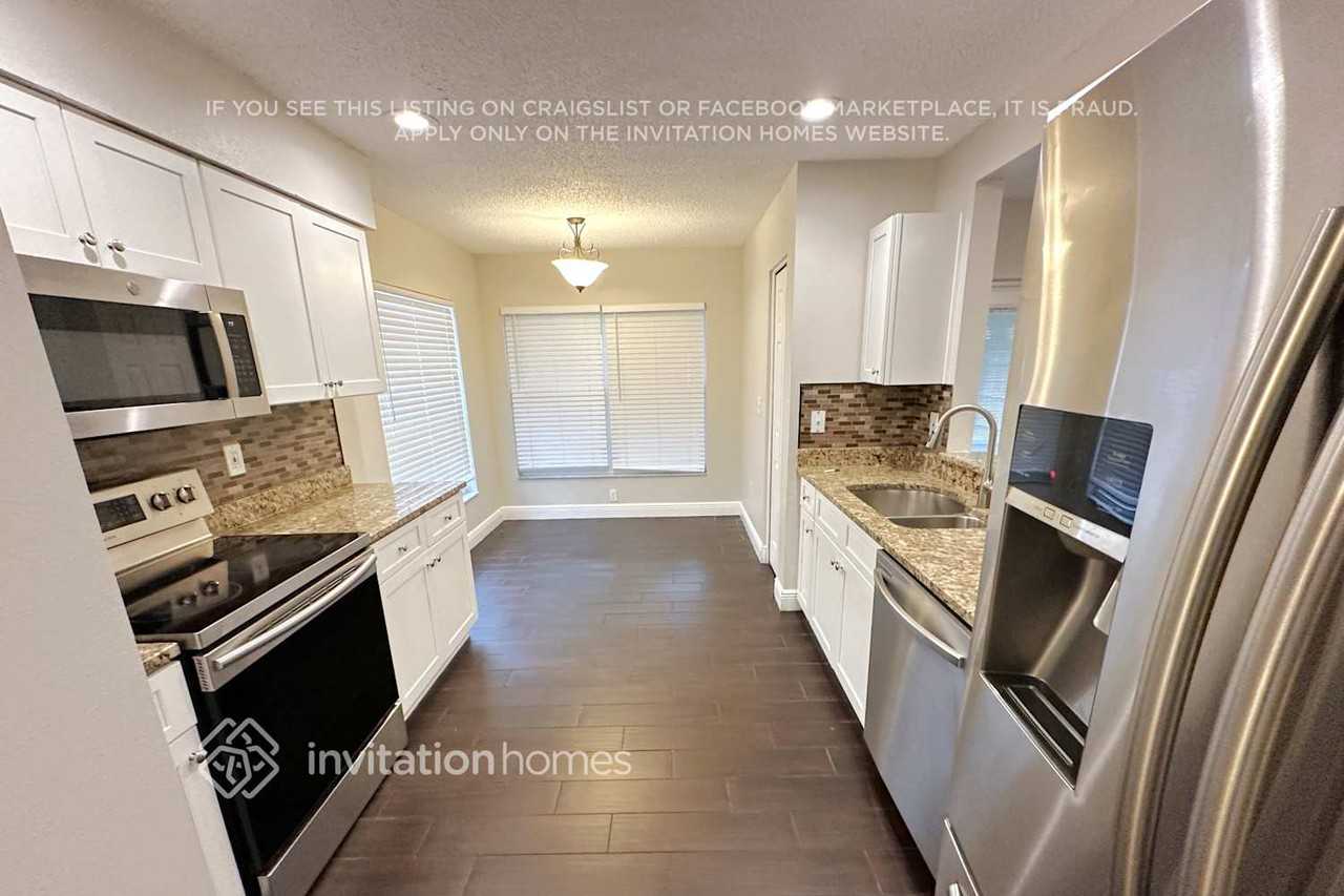 1608 Prowmore Dr - Photo 6 of 14
