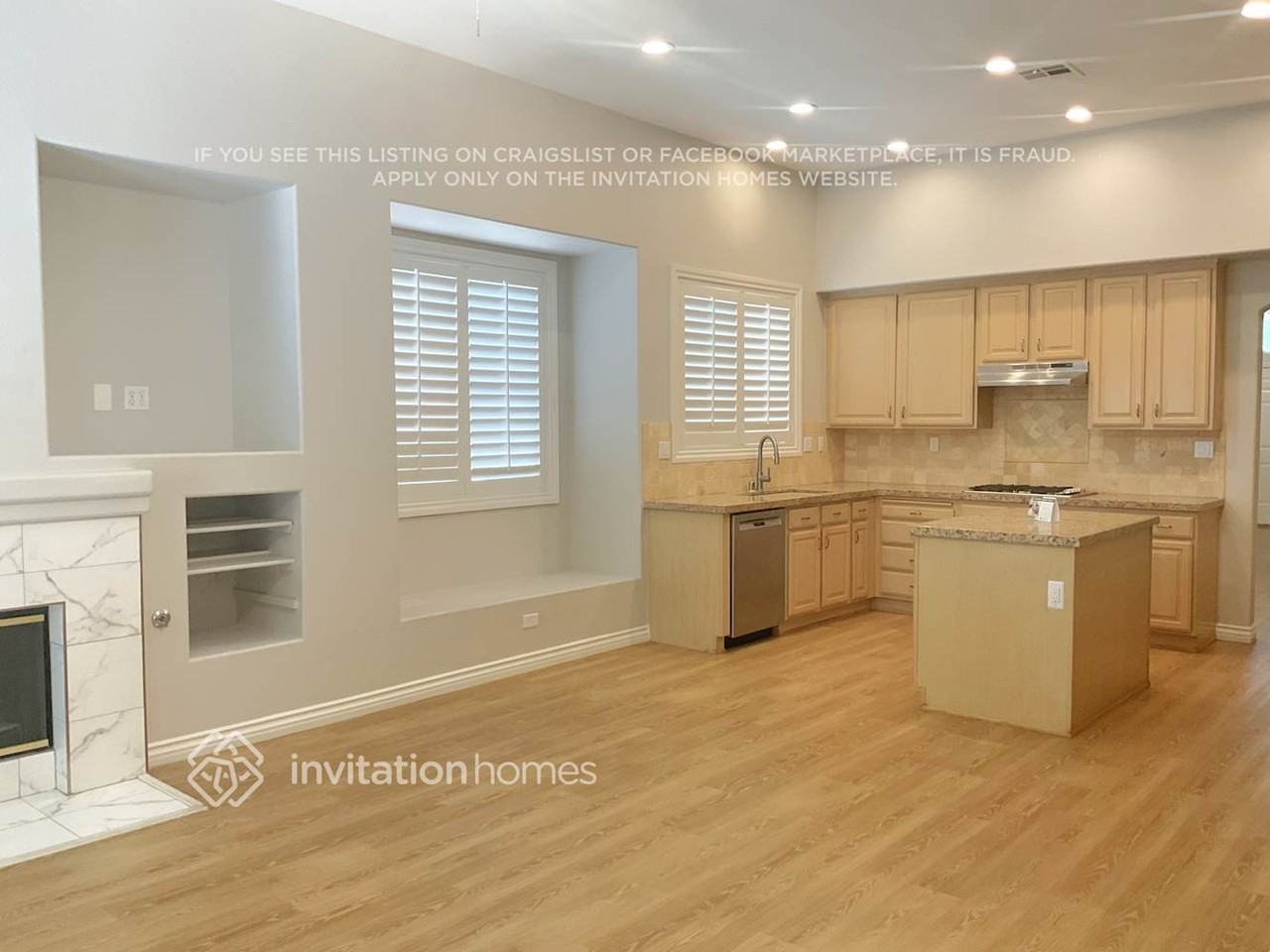 4711 Blue Moon Ln - Photo 3 of 10