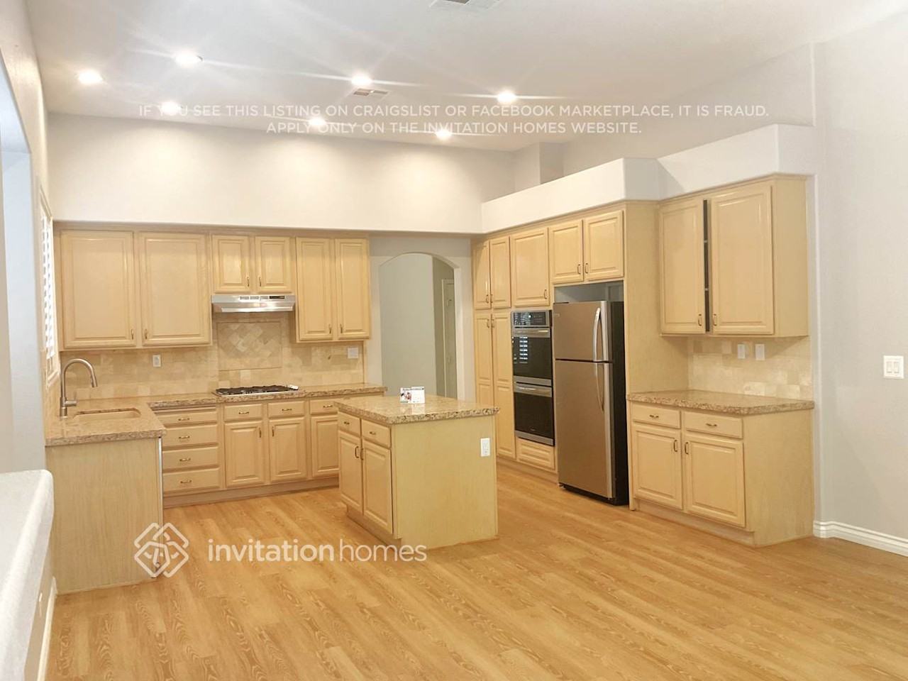 4711 Blue Moon Ln - Photo 4 of 10
