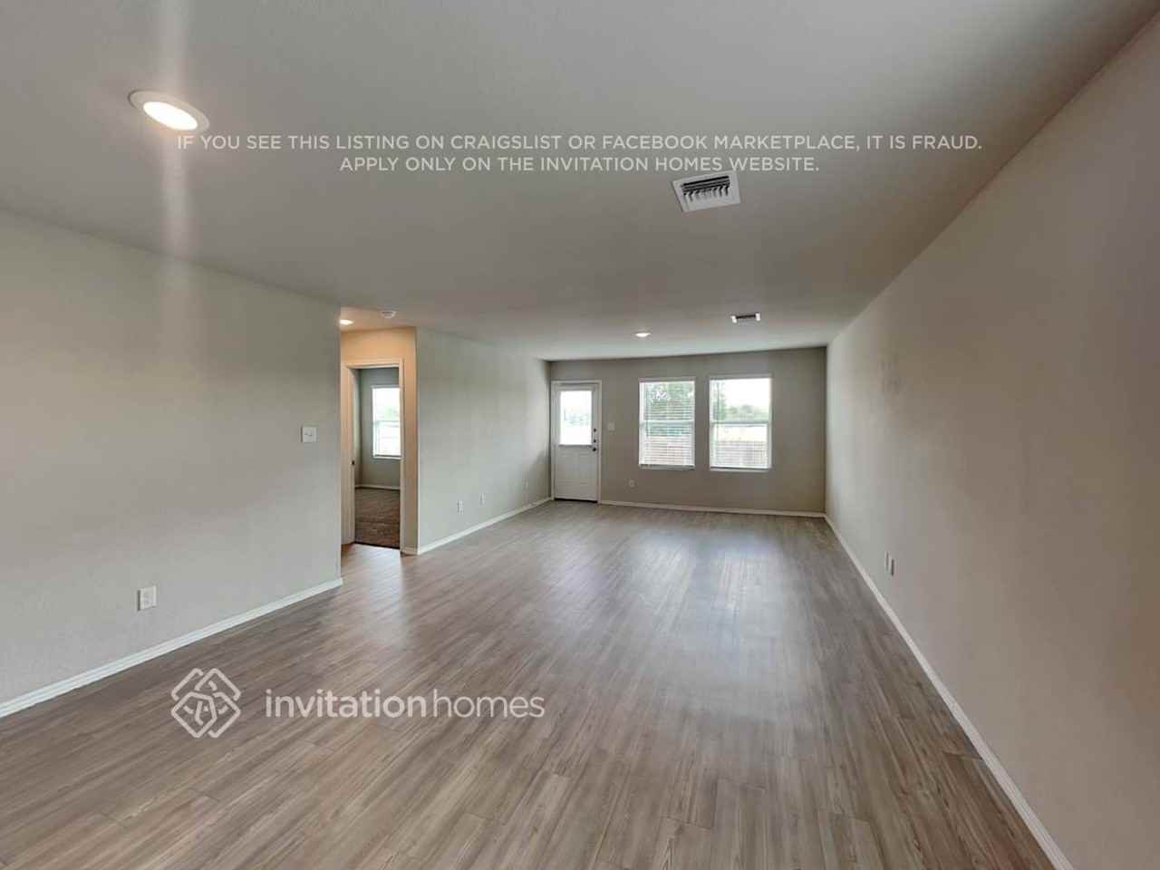 5747 Leon Pl - Photo 4 of 21