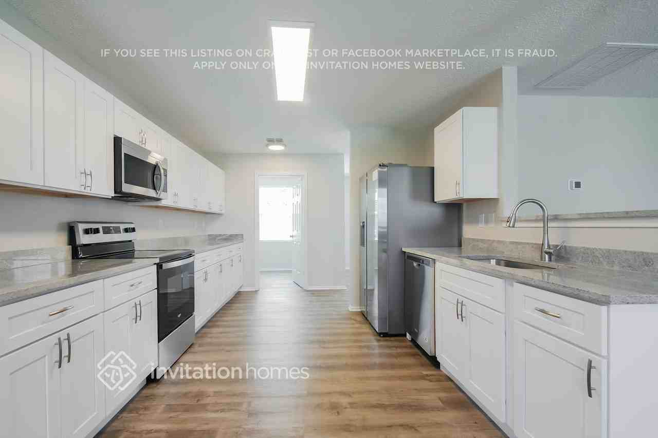 1228 Scarlet Sage Pkwy - Photo 6 of 20