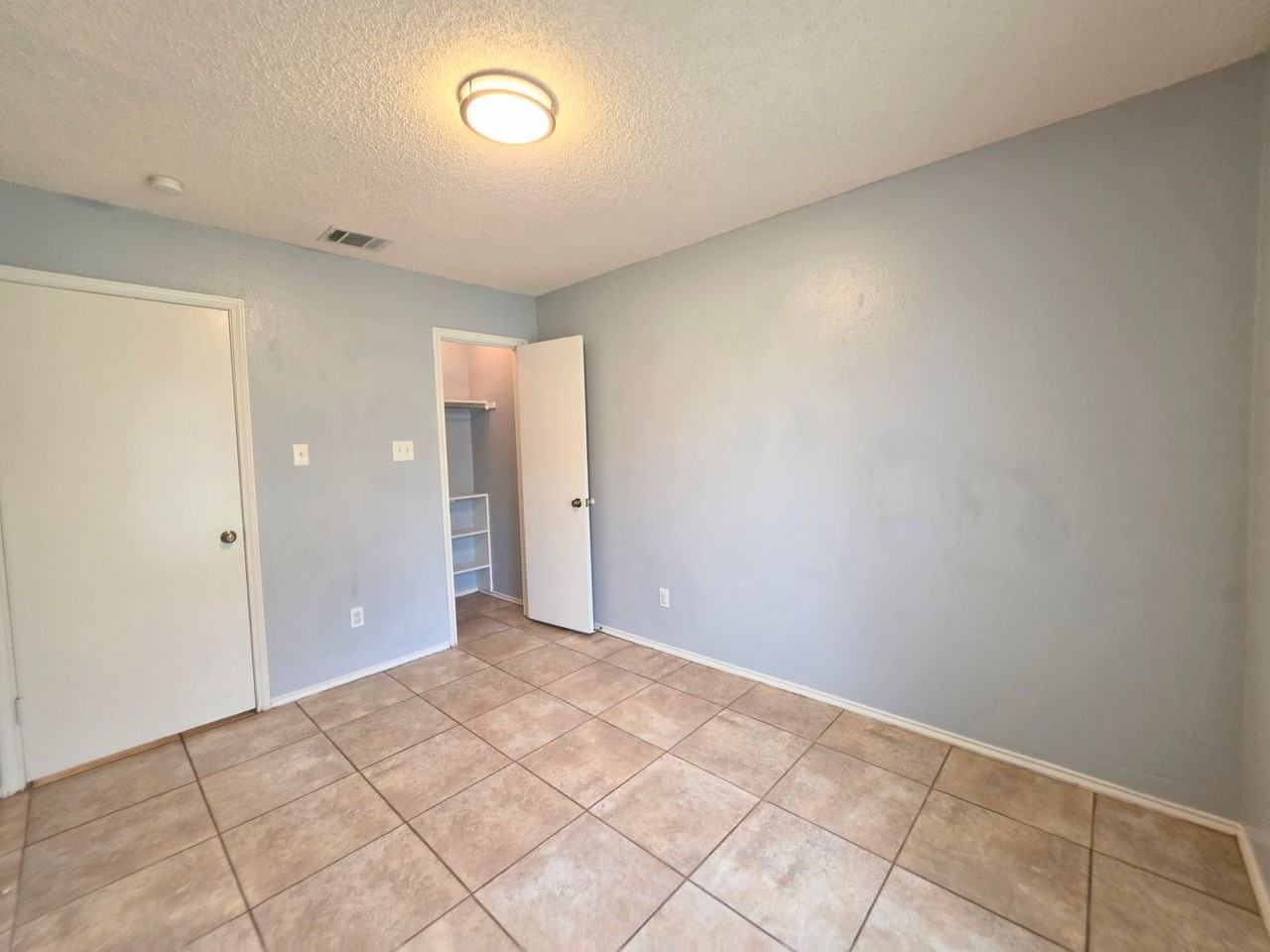5647 Timberhurst - Photo 7 of 20