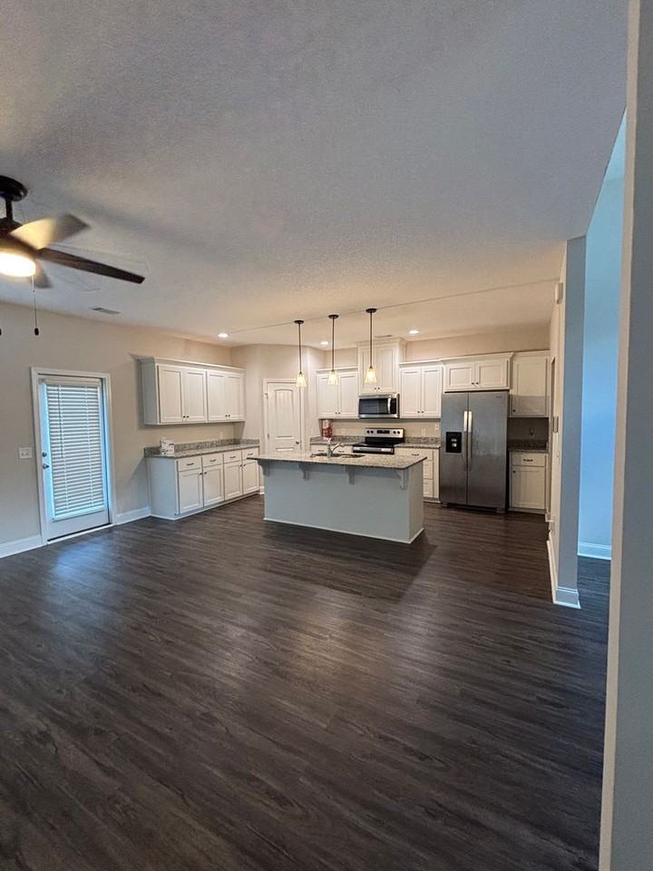 238 Marron Way - Photo 3 of 14
