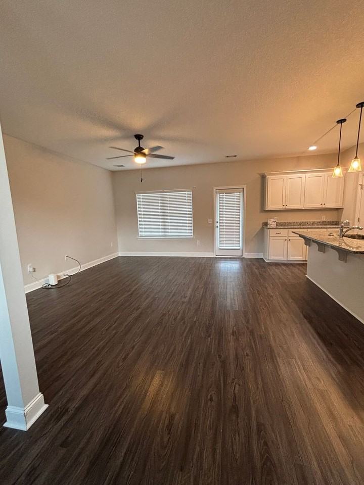 238 Marron Way - Photo 4 of 14