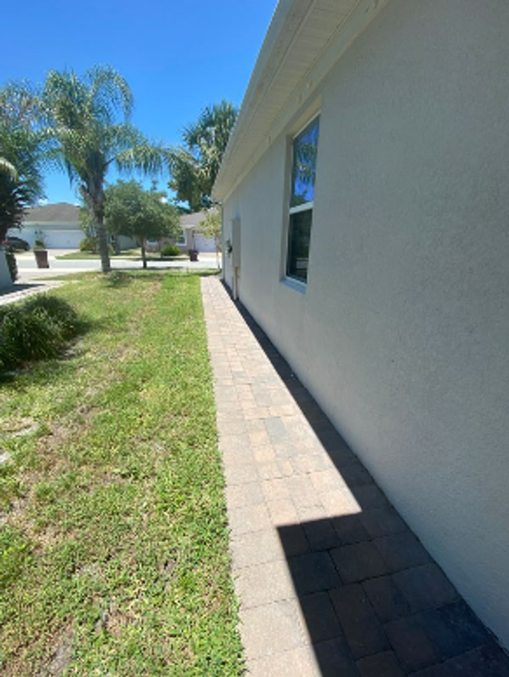 1869 Overcup Ave - Photo 2 of 24
